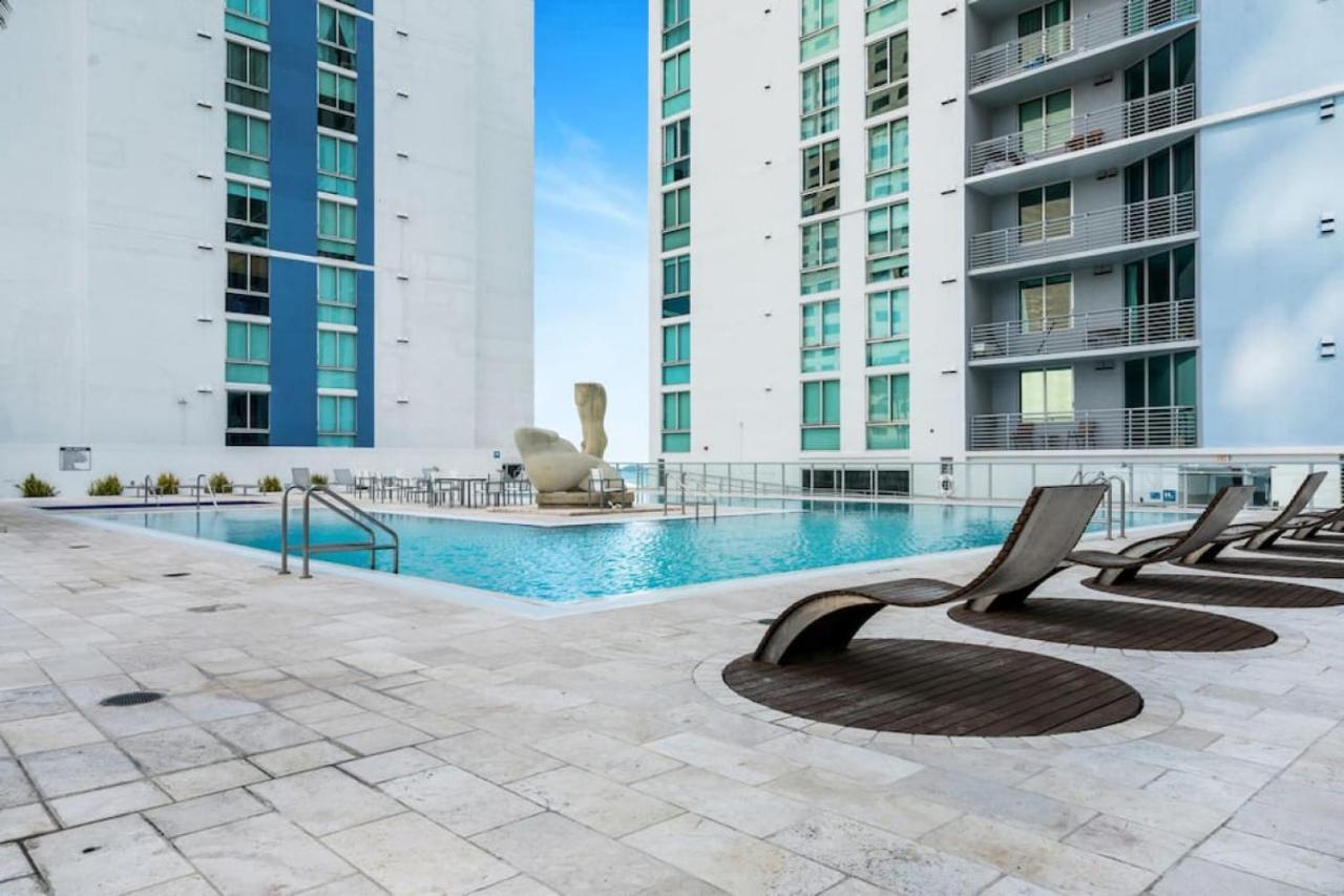 1Br Suite With High End Amenities,King Bed And Wfh Setup Miami Exterior photo